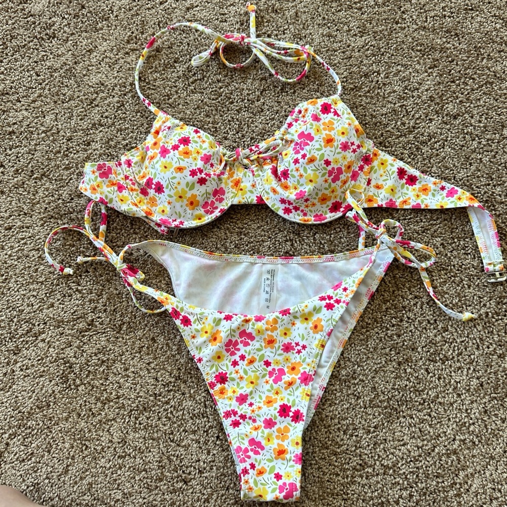 women’s bikini set